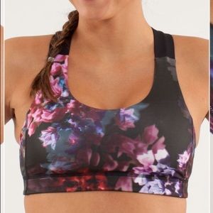 Lululemon Bra size 4